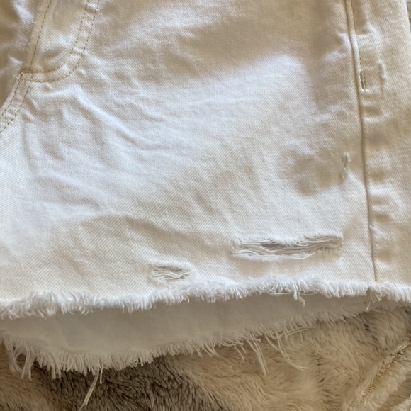 NWT Universal Thread Mid-Rise 90s Baggy Denim Shorts - Picture 3 of 11